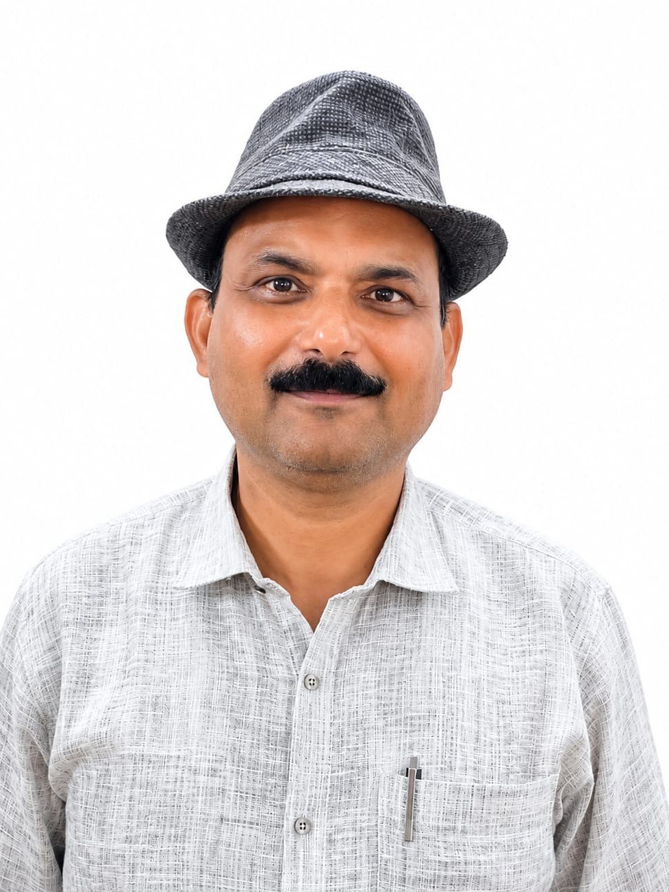 Shri. M K CHAUTURVEDI